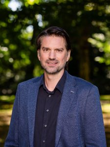 Dr. Torsten Welle